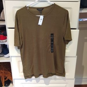 Banana republic tshirt